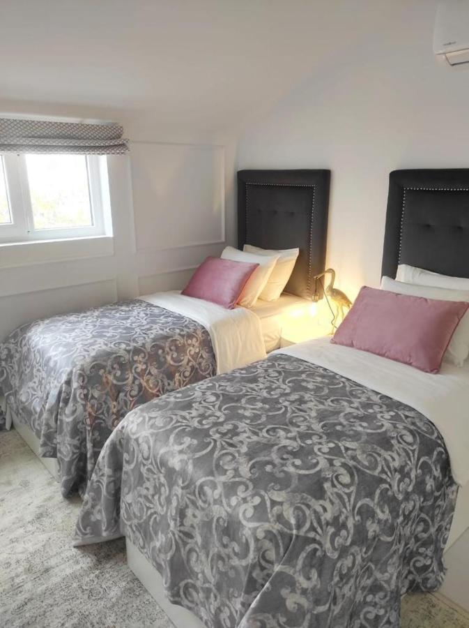 Penthouse Las Americas First Line De Lux أرونا المظهر الخارجي الصورة